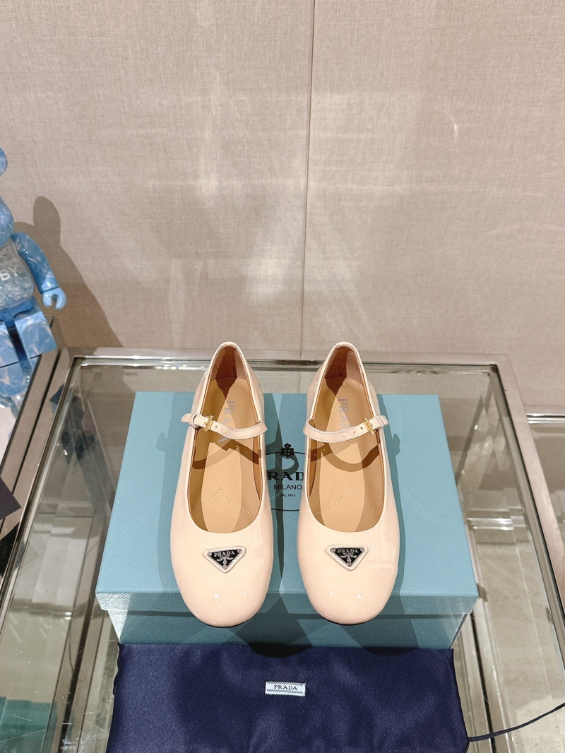 Prada flat shoes